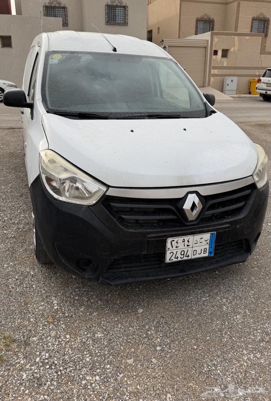 رينو دوكور 201763136493639938110