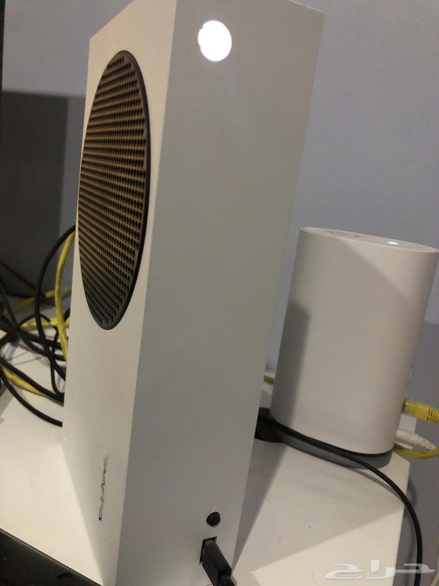 Xbox Series S (Renewed)63090357835649111
