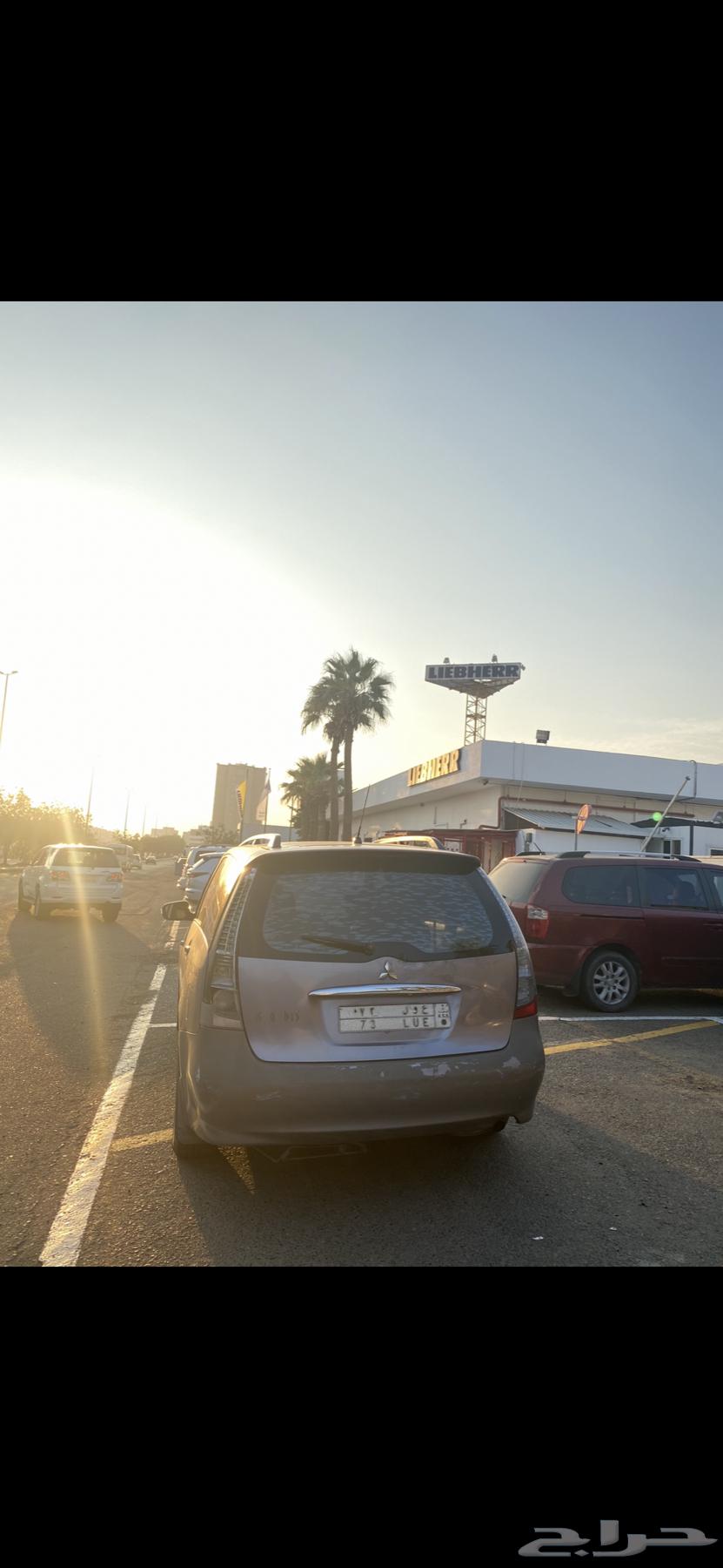 Mitsubishi Grandis 2005 model without engine, mileage 7000 and a half63138325064322112