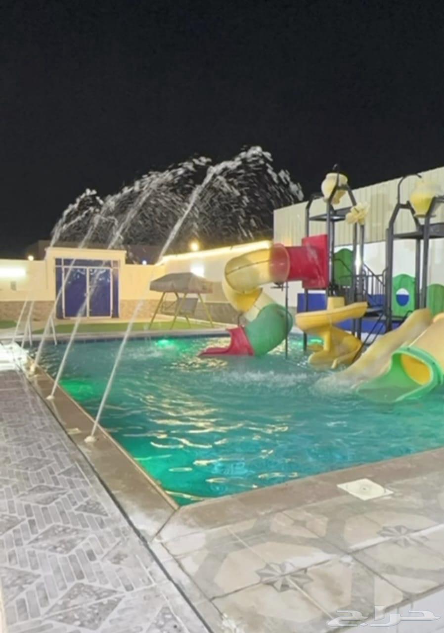 استراحة قسمين مسبحين ب 650 قسم 40062931691445891112