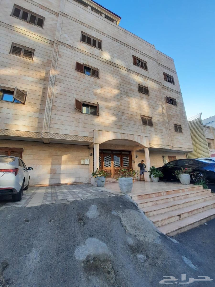 للإيجار فيلا دورين جدة حي الزهراء موقع مميز62931691365505112