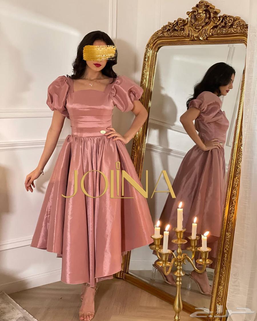 ![](https://example.com/image1.jpg)  
![](https://example.com/image2.jpg)  
![](https://example.com/image3.jpg)  

Pink dress used once for sale63087962120321111