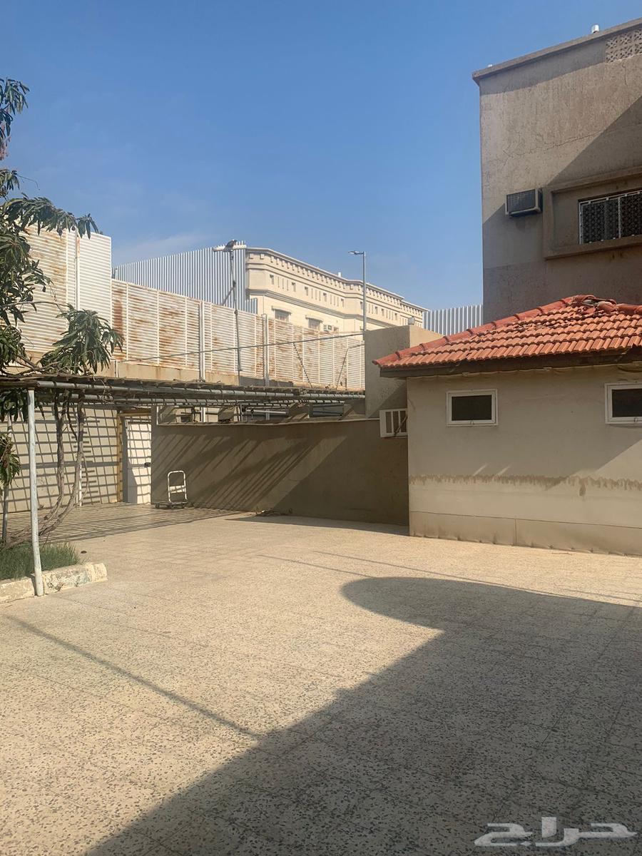 للبيع فلة دورين في فيصلية الطائف63011205854850113