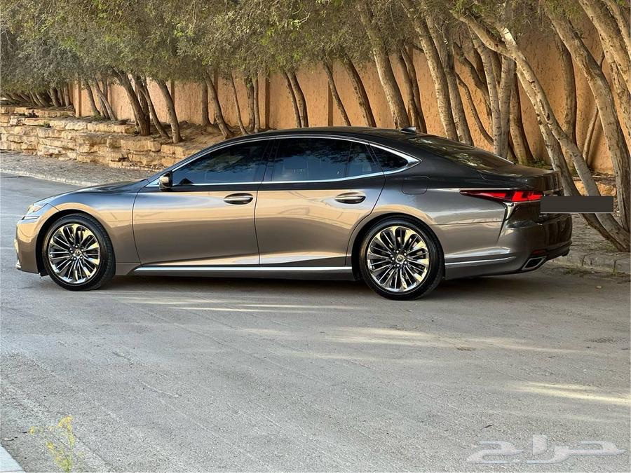للبيع لكززس 2019 LS500 سعودي فل كامل (تم البيع)63170422013059111