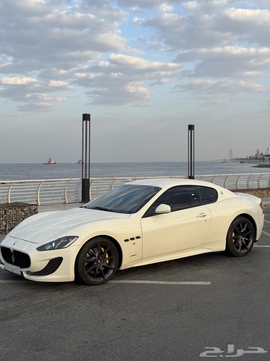 Maserati Gran Turismo 201463135001375745111