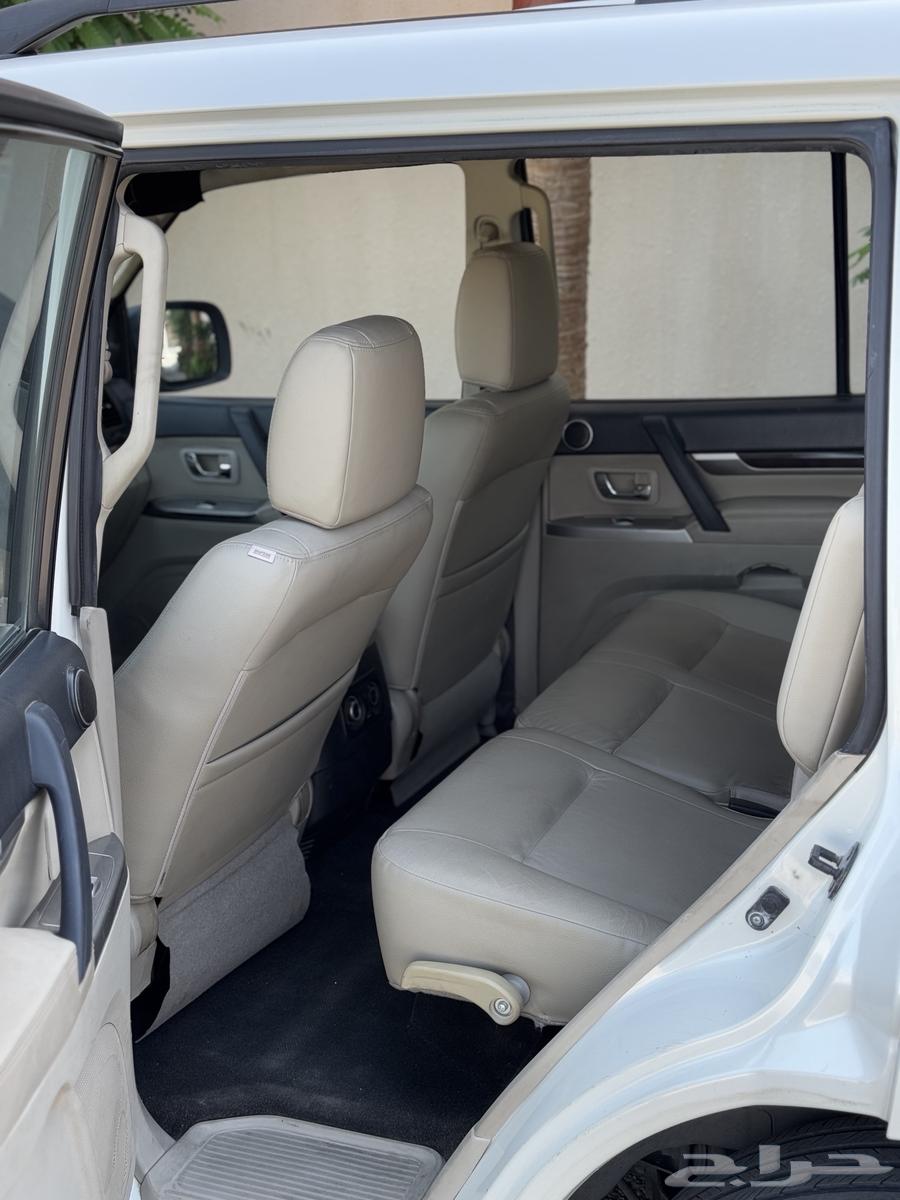 Pajero 2015 with low mileage63133539797377114