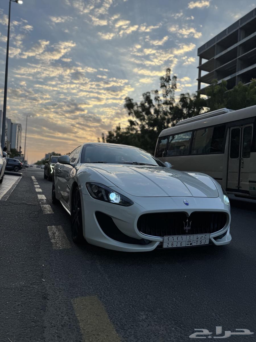 Maserati Gran Turismo 201463135001375745113