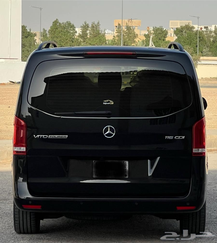 Mercedes V 2023 with only 6,000 kilometers63132585831681114