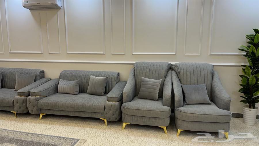 Chairs and accessories63086814054017111