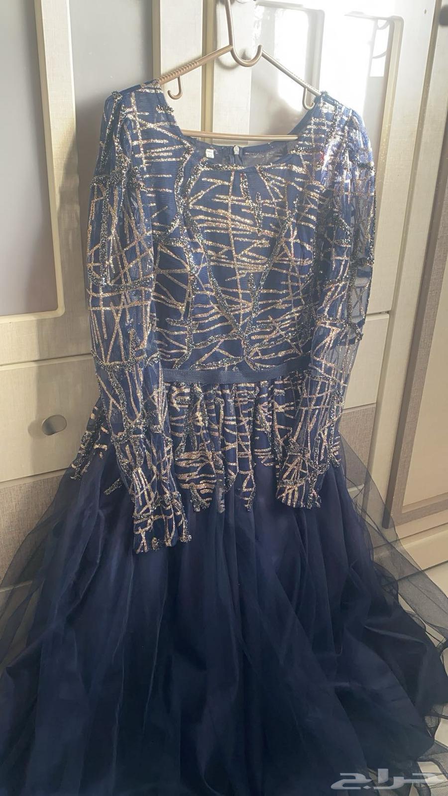 Two evening dresses63086376442755111