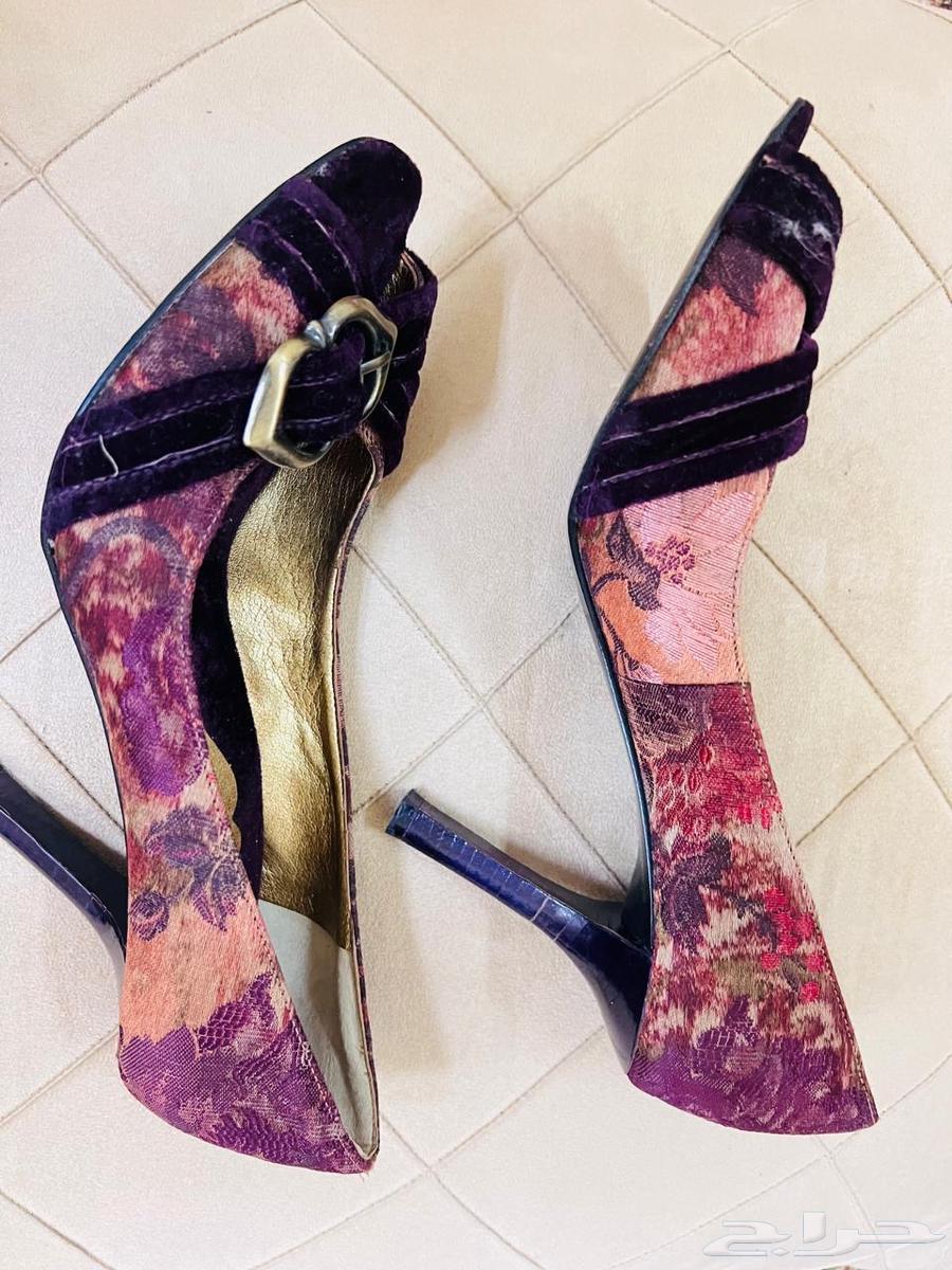 Used shoes63086371215491114