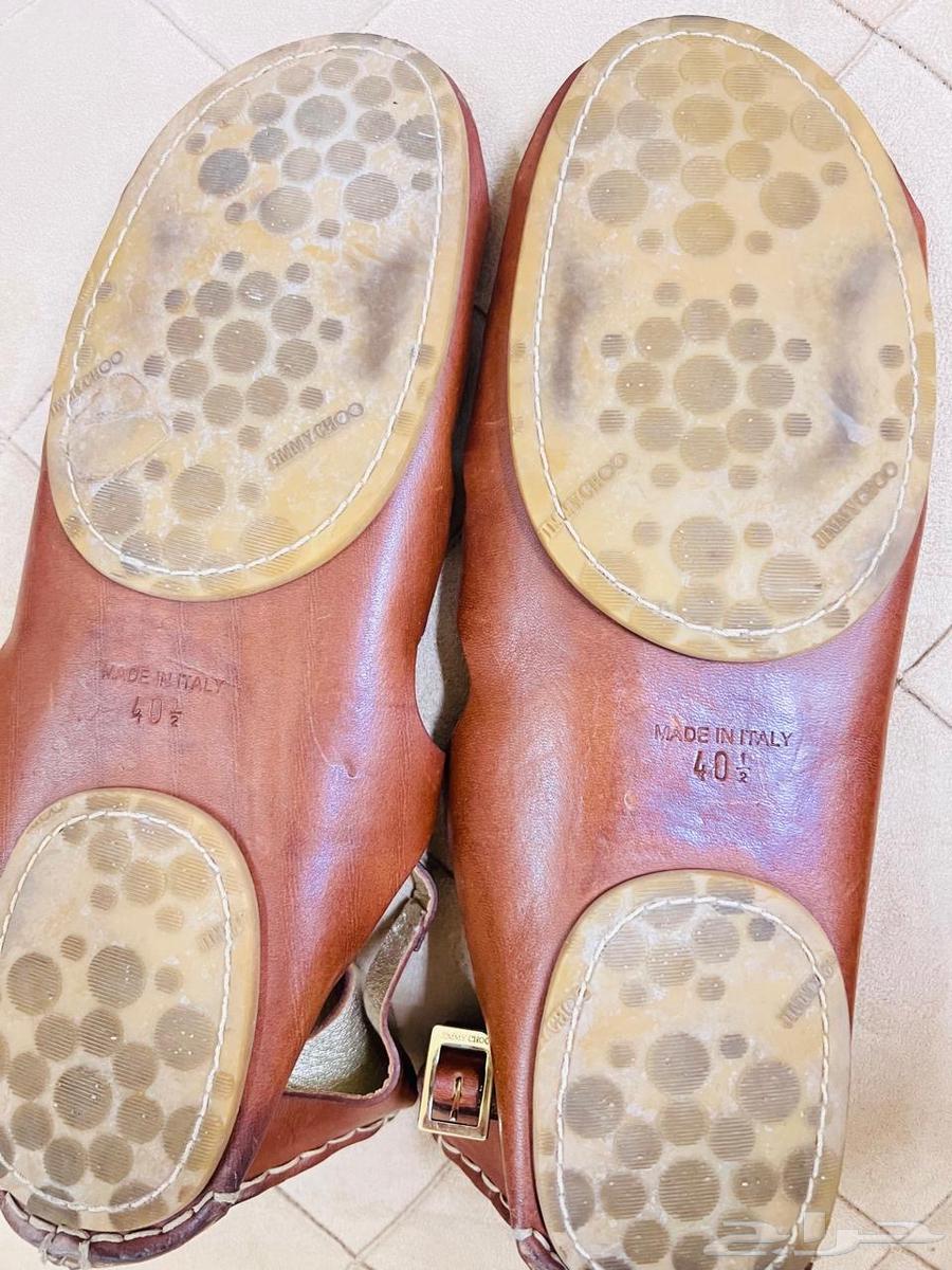 Used shoes63086371215491111