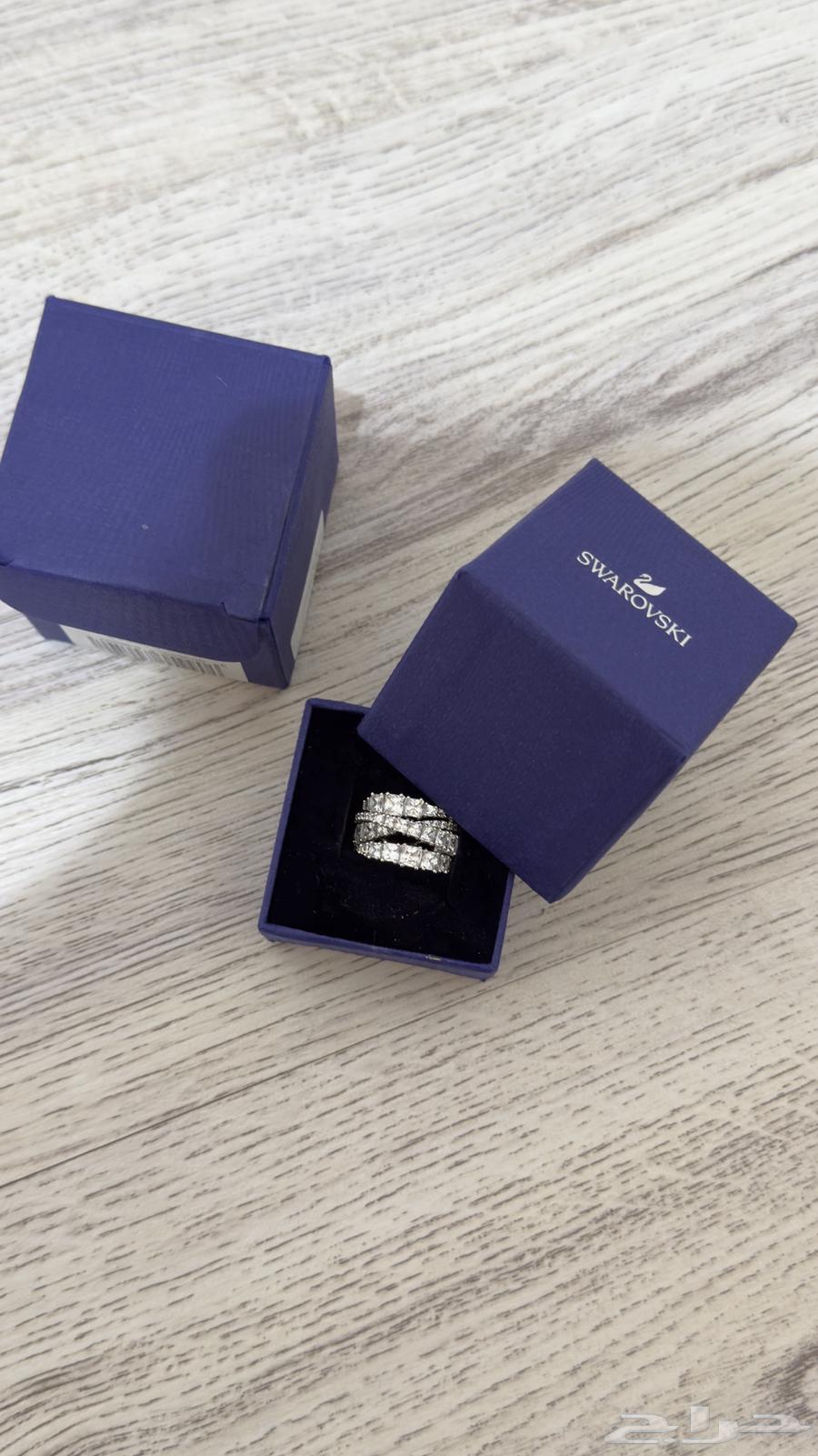 Swarovski Ring and Bracelet63085968659329111
