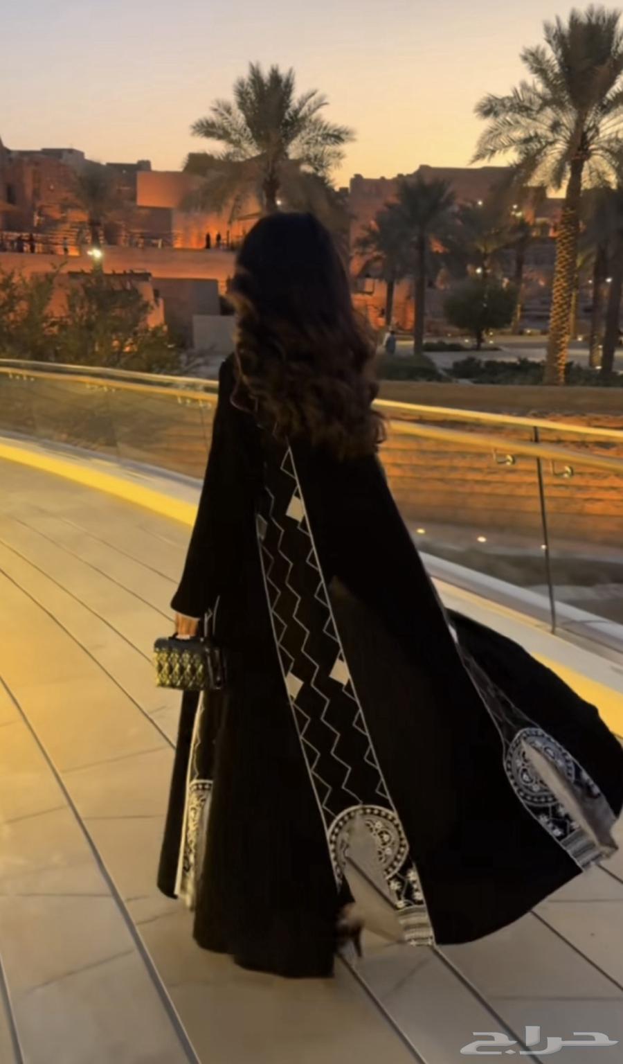 عبايه للبيع63085591189634111