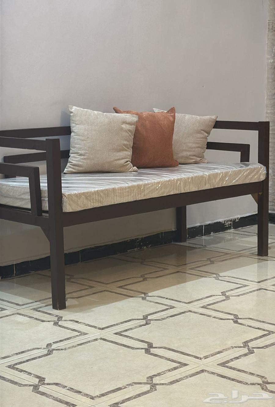 Five new single chairs with sofa and cushions630863869685771127