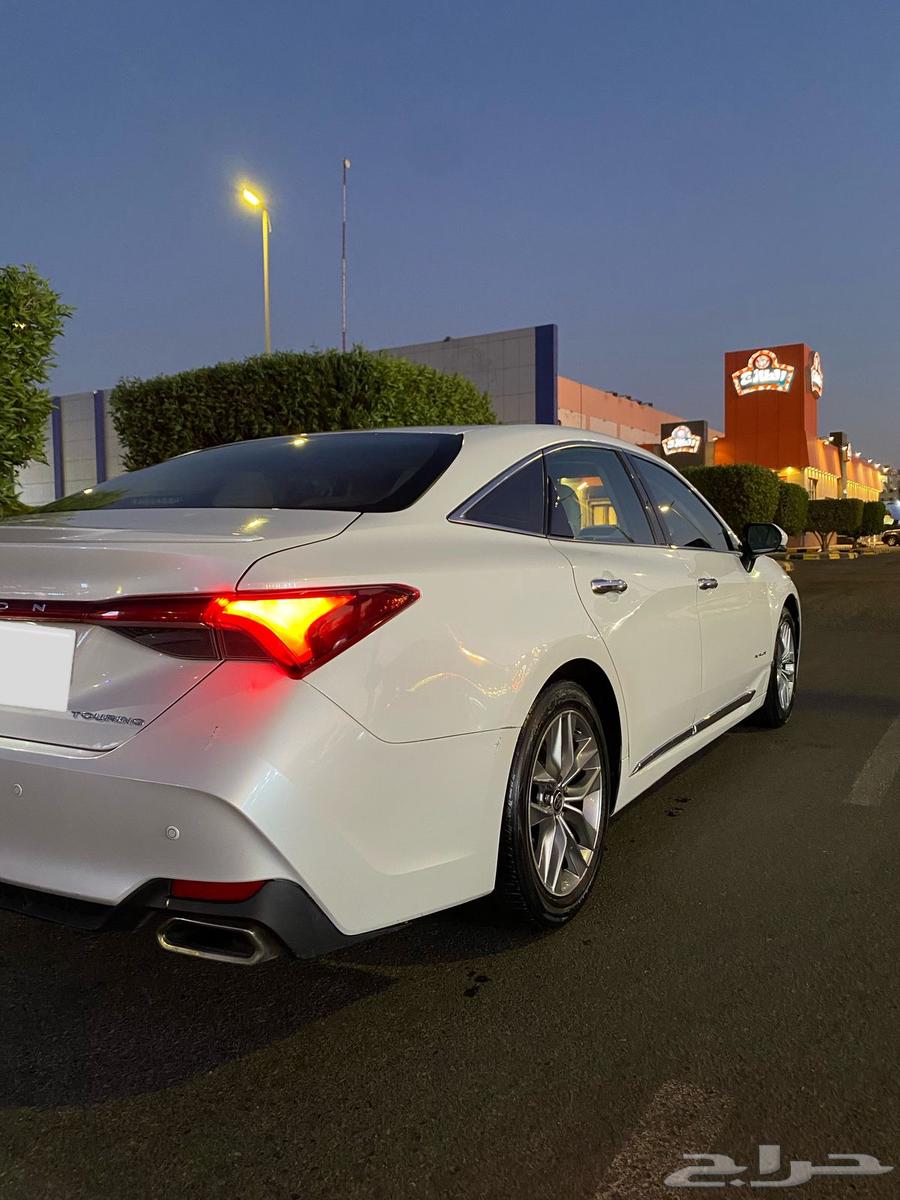 Avalon Touring Model 202263132174884867112