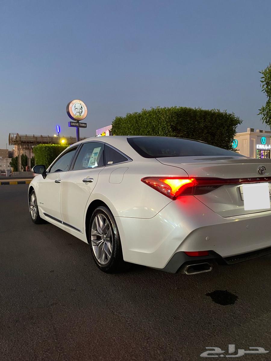 Avalon Touring Model 202263132174884867114