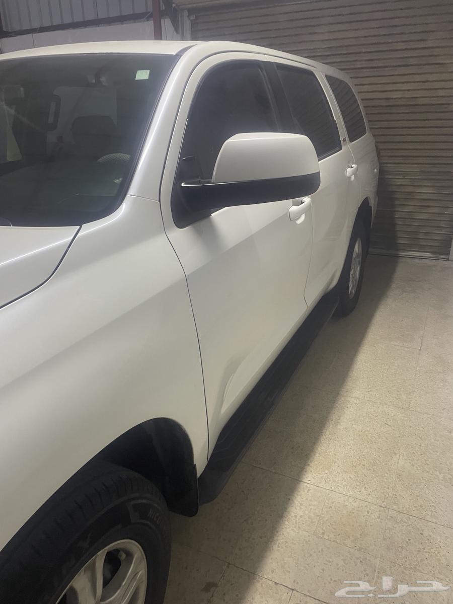 Toyota Sequoia 201663127414960258111