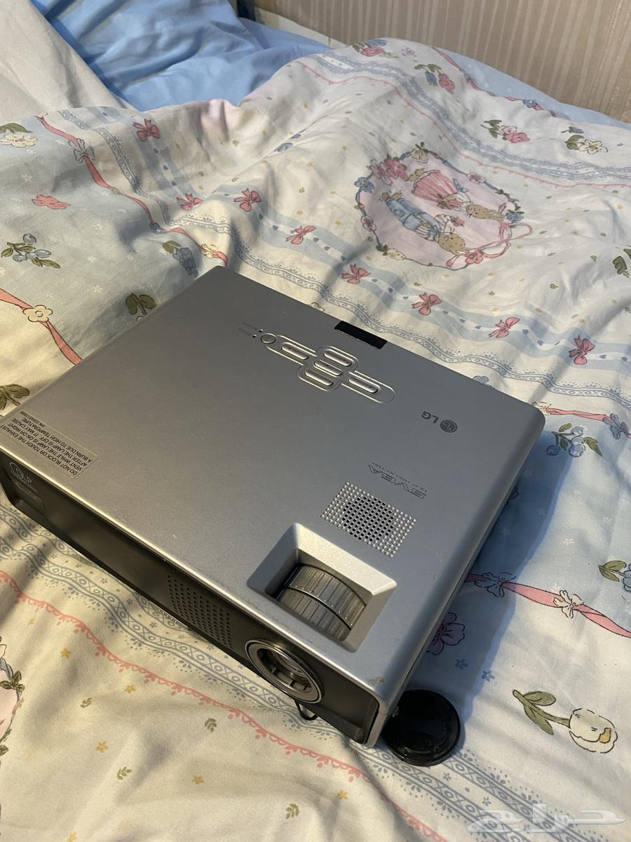 LG projector63227520505218112