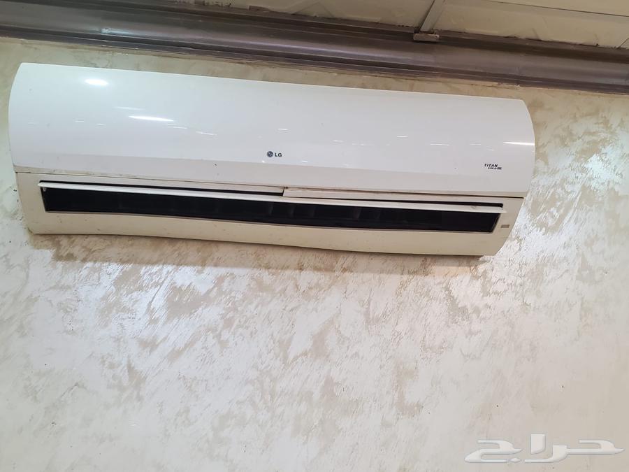 Furniture with air conditioners and sofas63087992209283110
