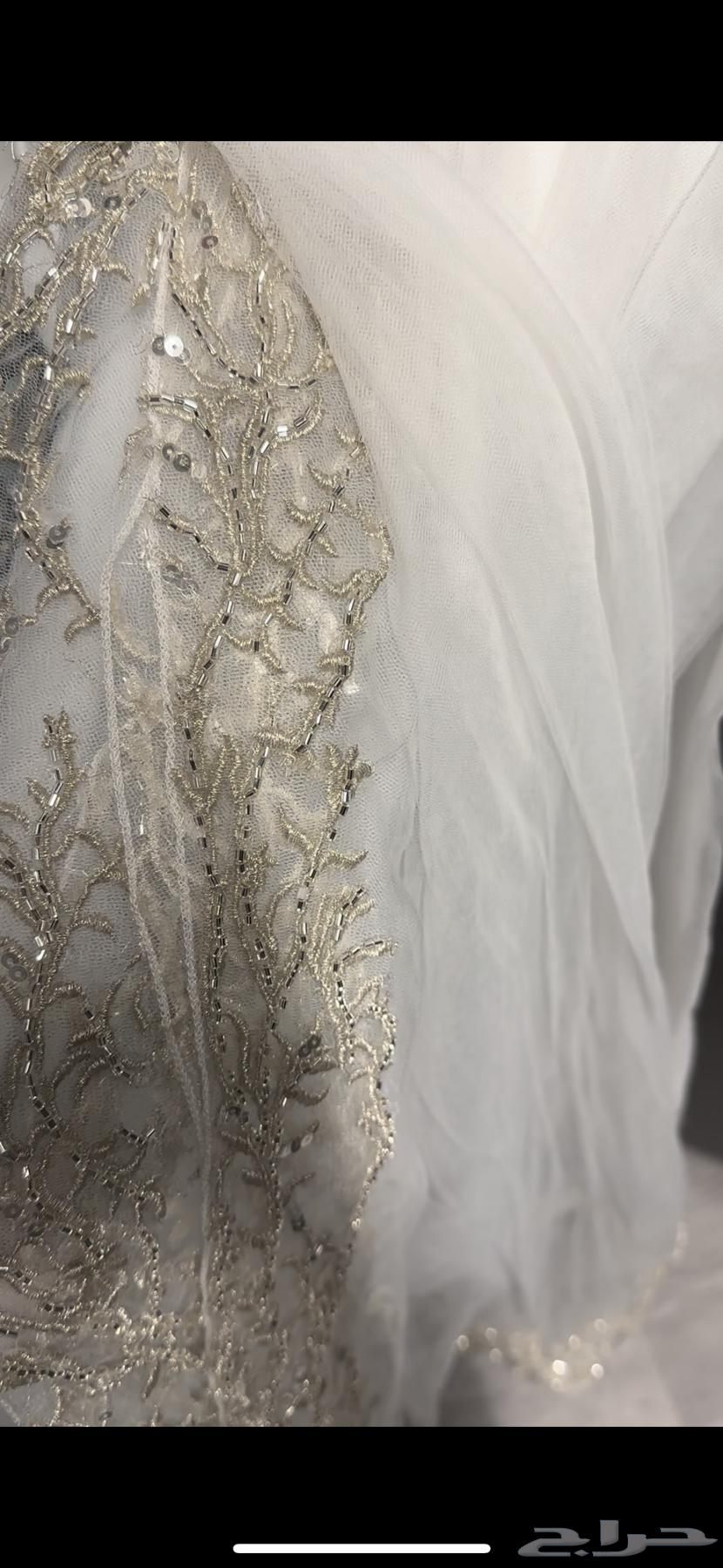 Full wedding dress with veil and bodice, used for 4 hours, size M630851354882581118