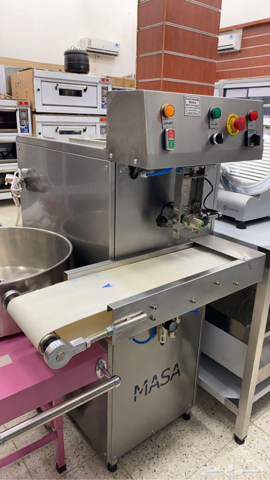 Dough cutter, dough mixer, mixers, buffet equipment, bakery equipment63084710639234112