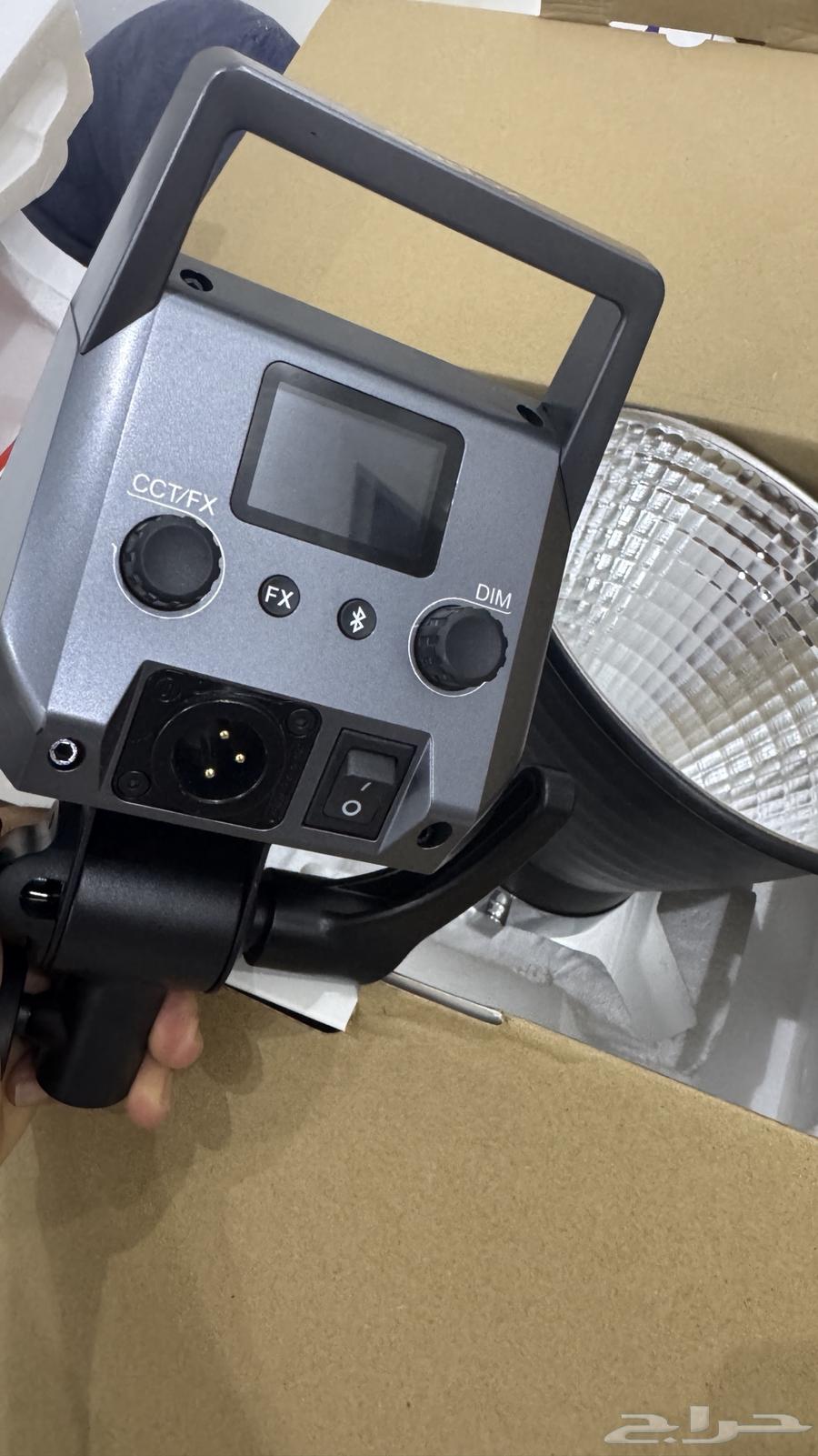 Sold
Continuous lighting from Godox 200W used only twice63081900158849112
