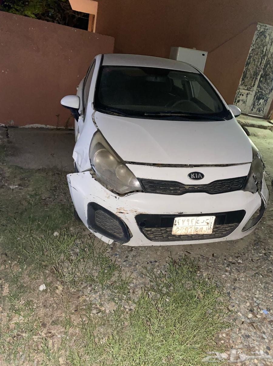 Kia Rio 2014 damaged for sale spare parts only63126630948482112