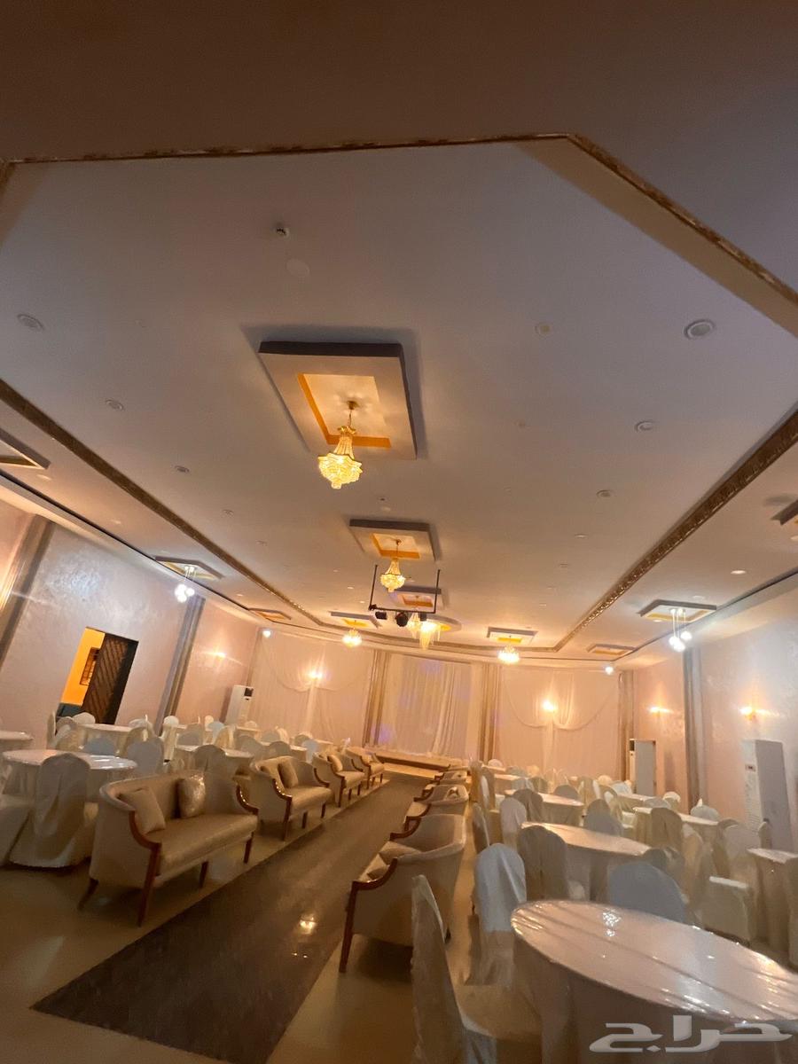 Furniture, tables and chairs for urgent sale63084347190657113