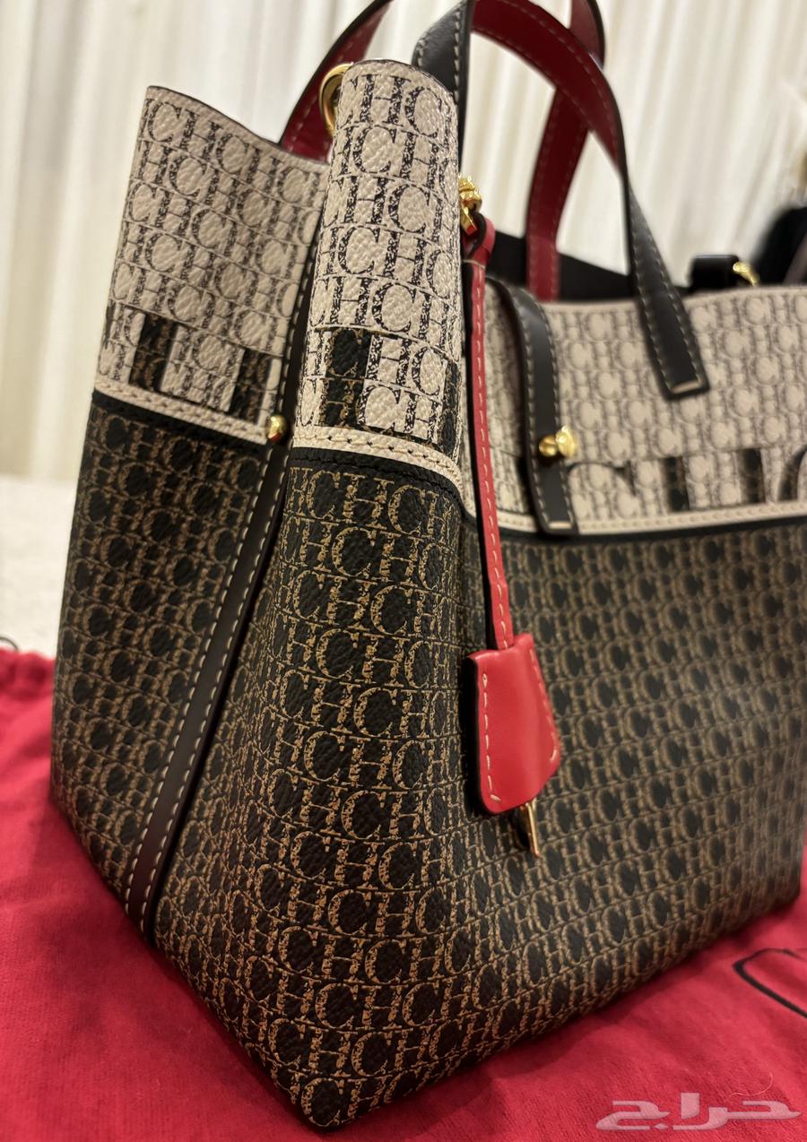 CH Carolina Herrera Classic Leather Bag63083444270209111