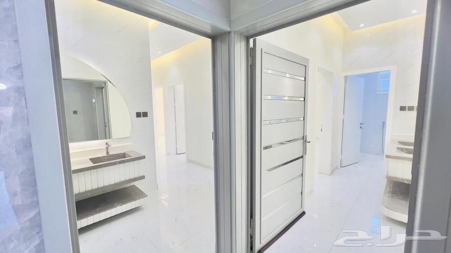 Upper apartment for sale63011589360387113