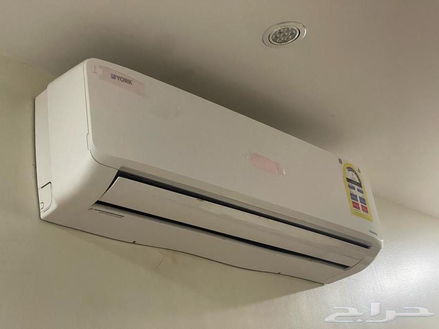York air conditioner in excellent condition63082299433474112