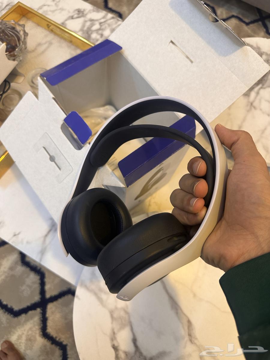 New Sony Five headphones63081044051841111