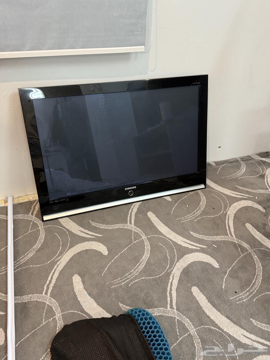 For sale Samsung 42 inch LCD Full HD television63081034761601111