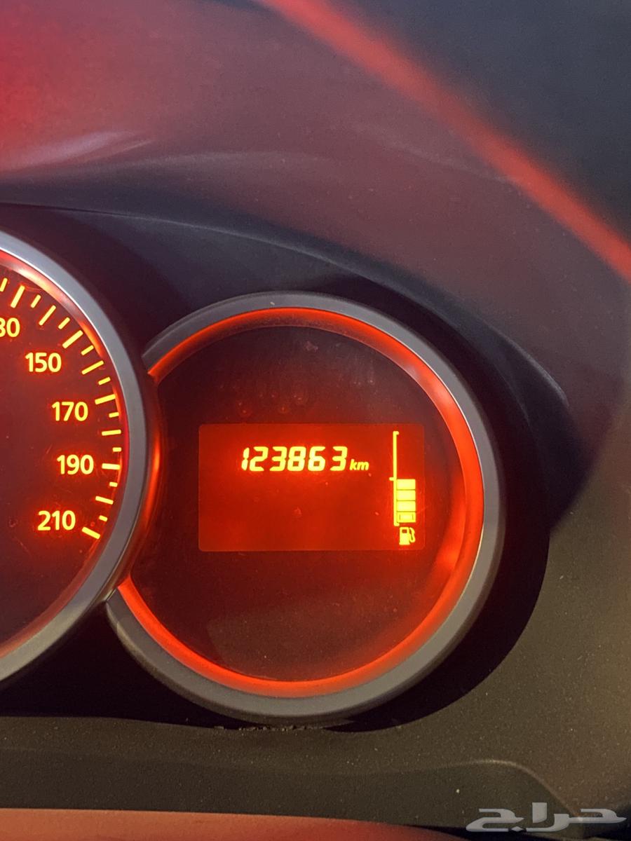 للبيع فان رينو63125078066817114