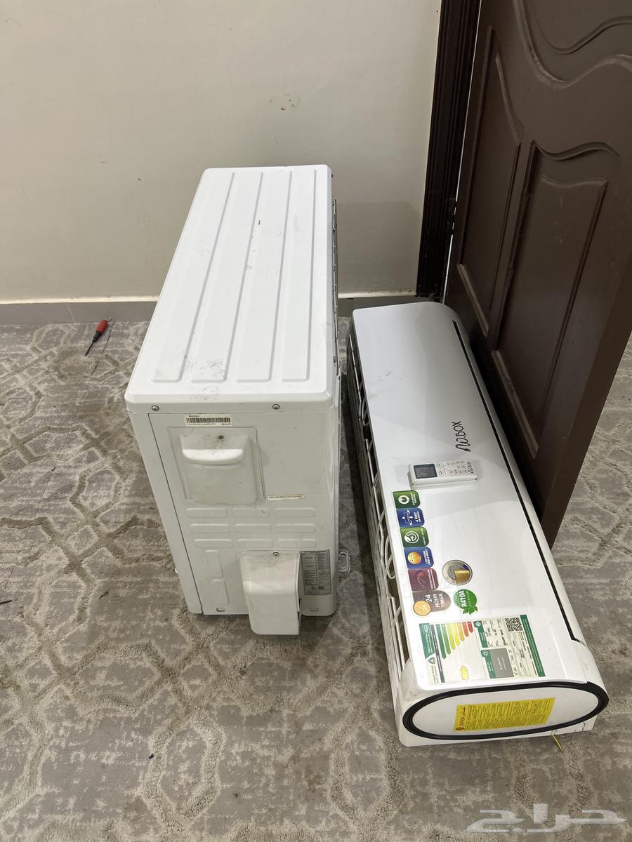 Split air conditioner63083454136579111