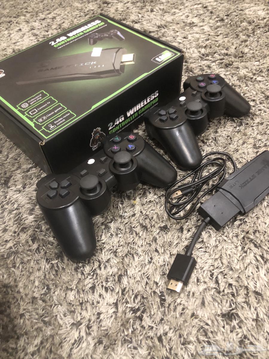 A controller with two control handles and 30 games63083073481858111