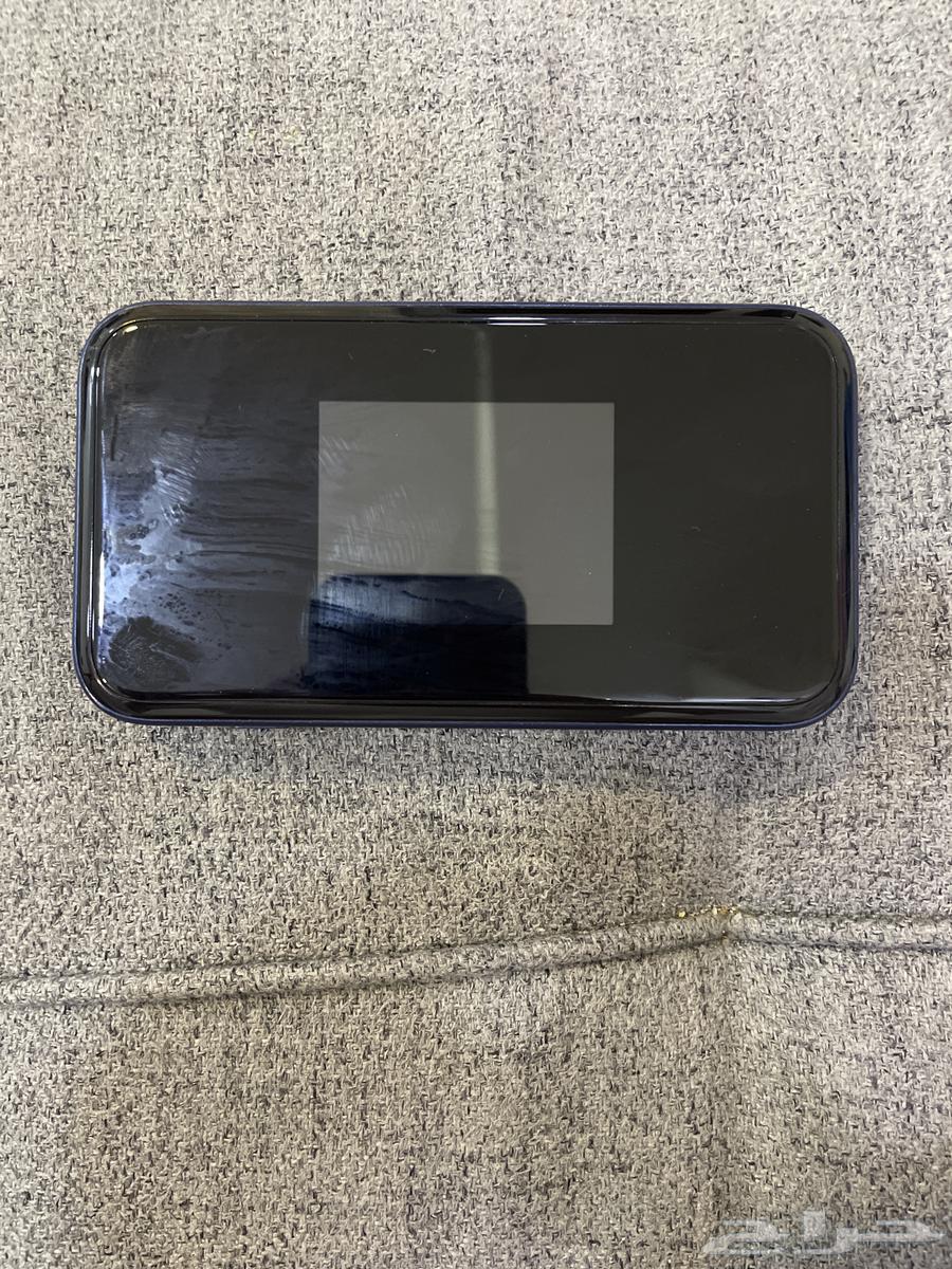 راوتر متنقل يدعم 5G ZTE63083079301251117
