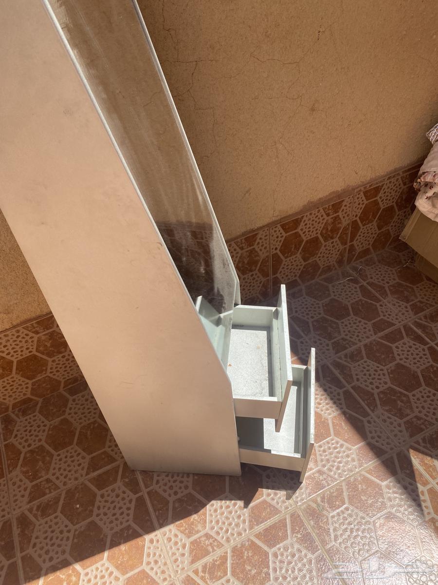 Clean mirrors with drawers63083058449539110