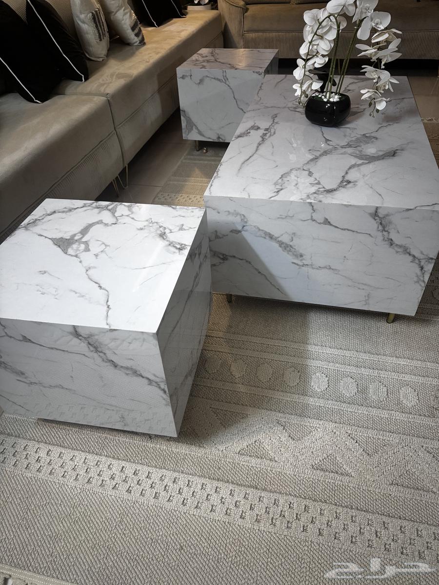 Tables for sale, almost new63083449159937115