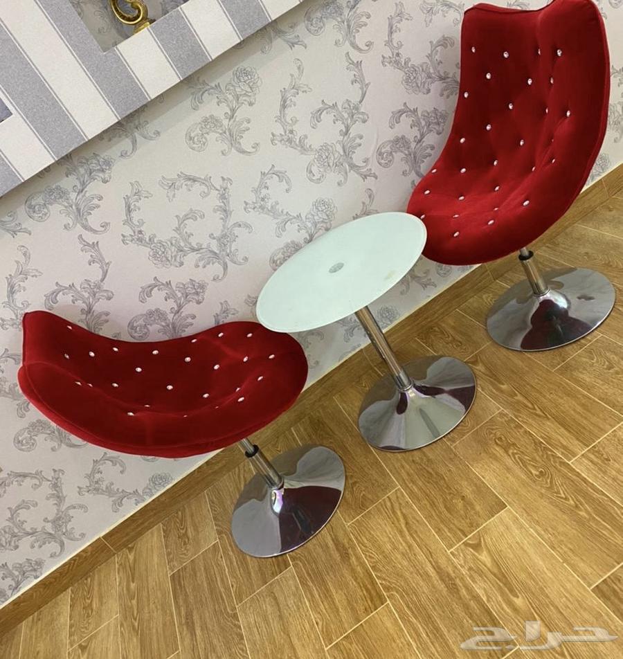 I have a new table and two new chairs630818797527051111