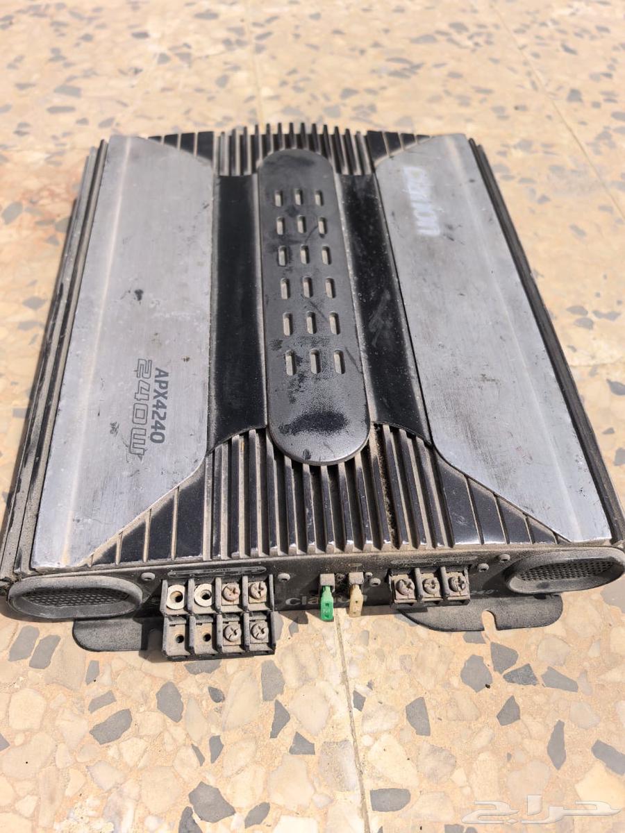 For sale two old Clarion and AutoStar units63083044656769111