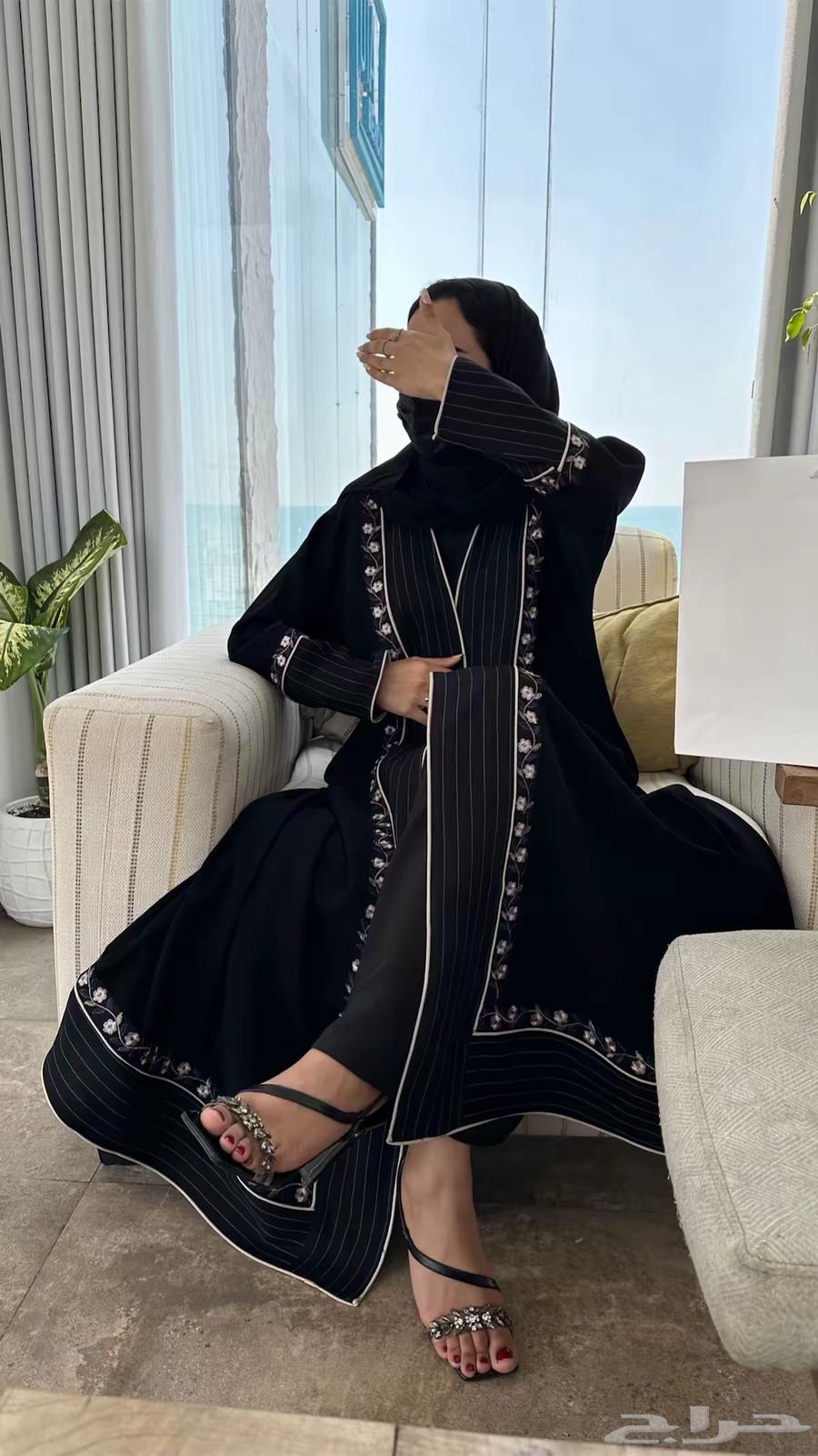 عبايات بسعر الجمله63081064495875112