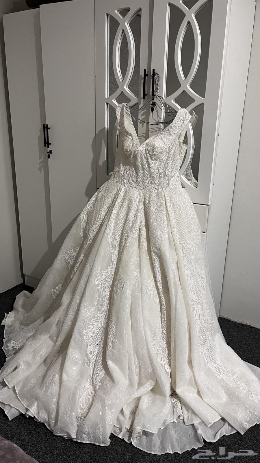 Wedding dress for sale63078527869954111