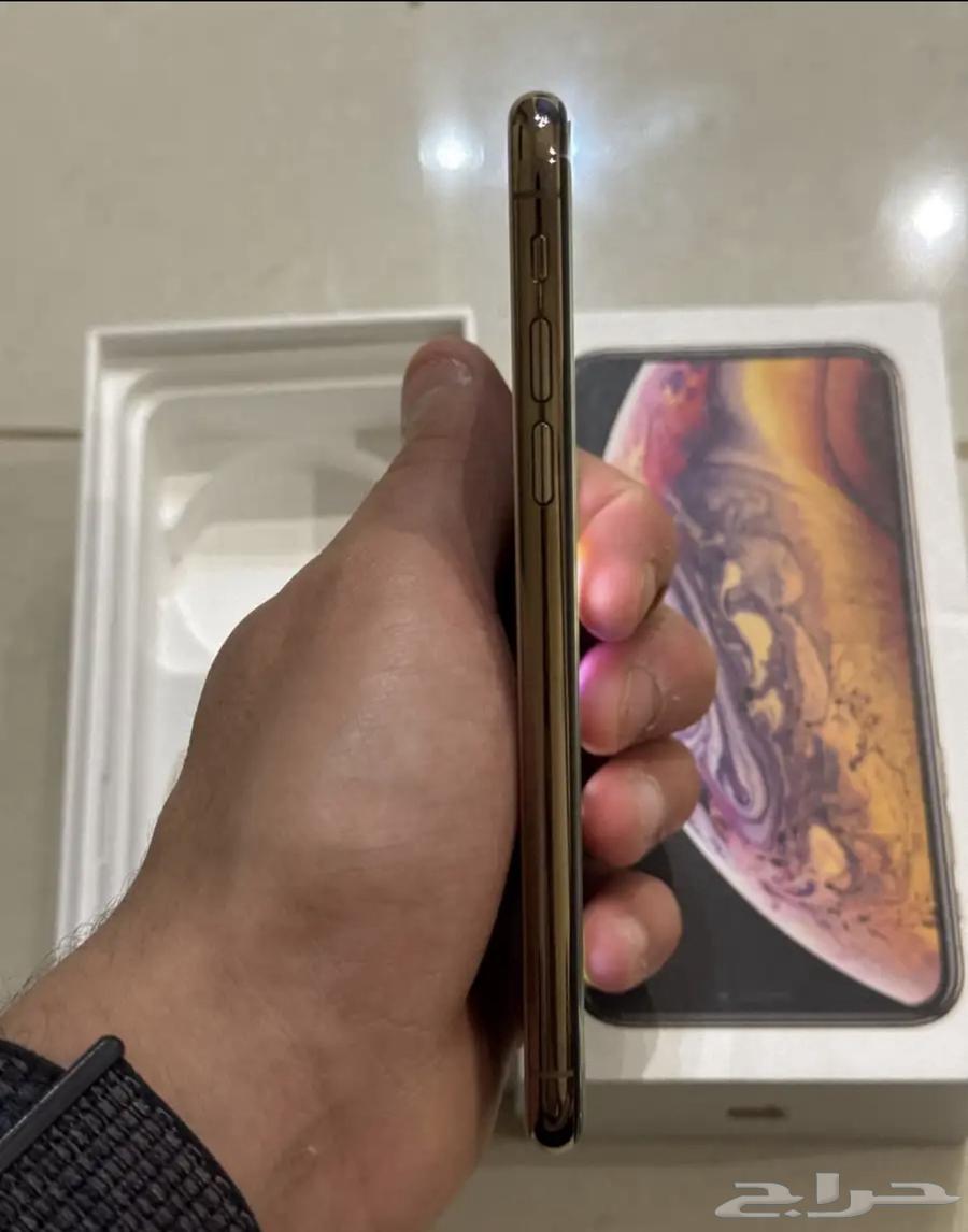 iPhone XS63081900391170112
