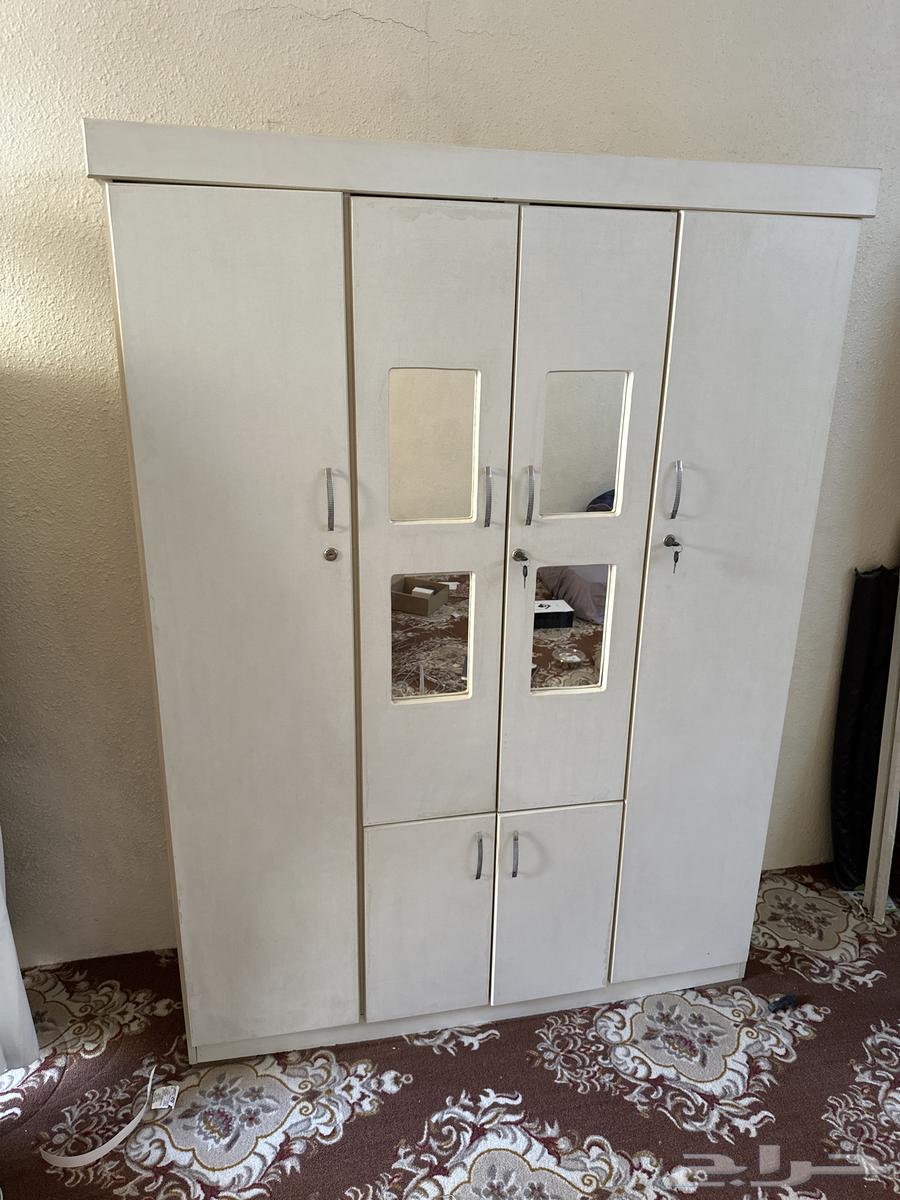 Wardrobe and TV table with drawers63080626567810113
