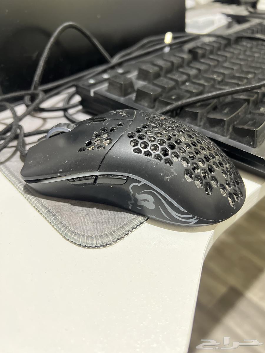 HyperX Cloud II Headset and Glorious Mouse630789618730261124
