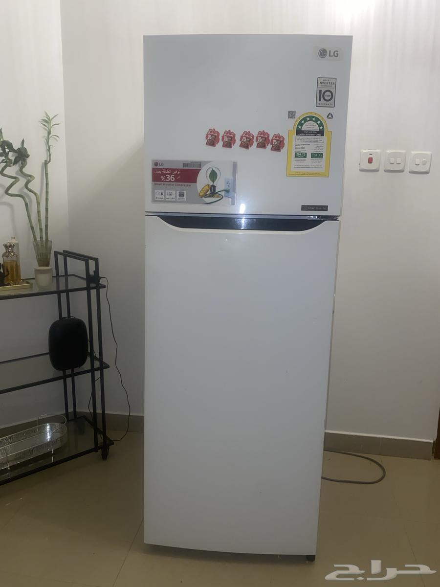 Very clean LG refrigerator63078537689731111