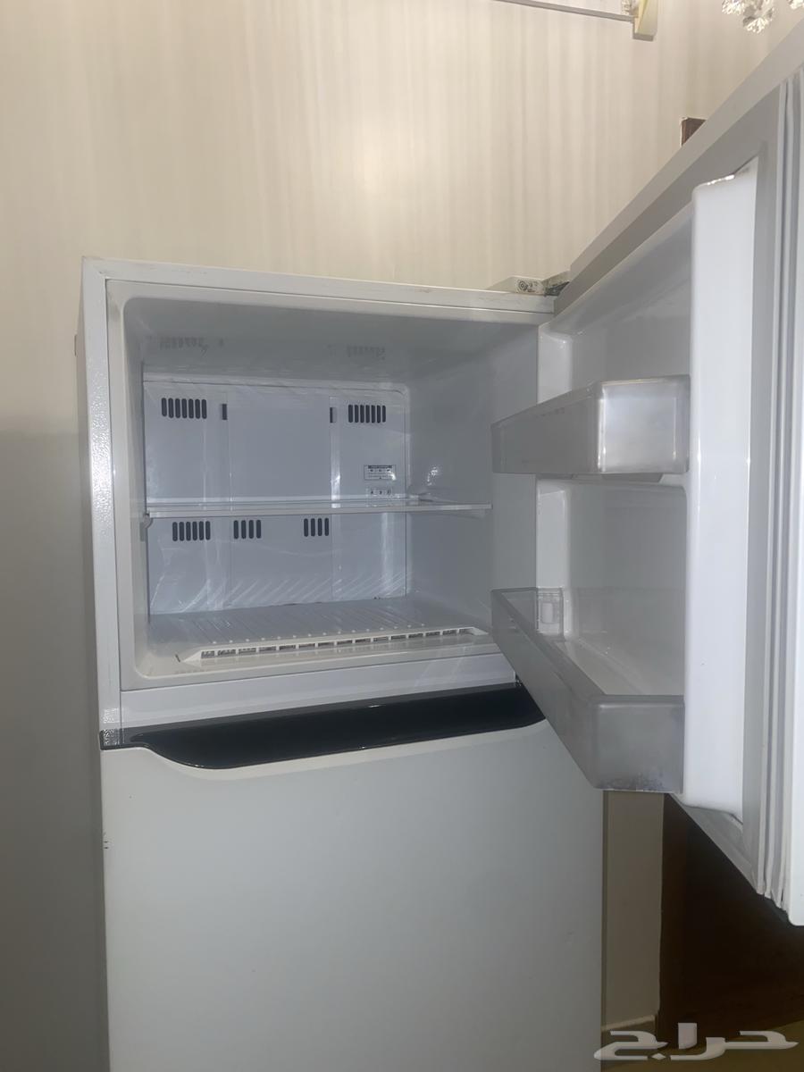 Very clean LG refrigerator63078537689731116
