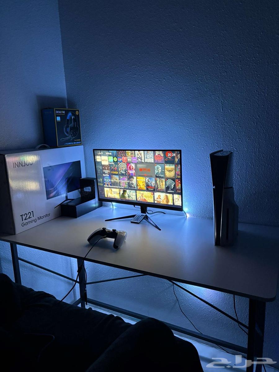 100 Hz screen63078977802114112